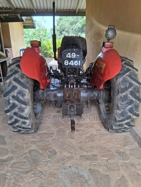 Massey Ferguson MF 1997
