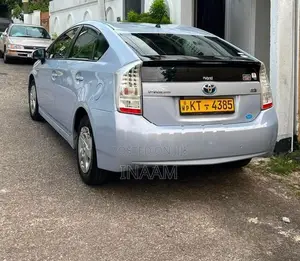 Toyota Prius 2011