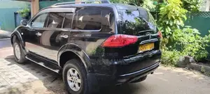 Mitsubishi Montero Sport 2011
