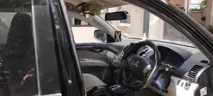 Mitsubishi Montero Sport 2011