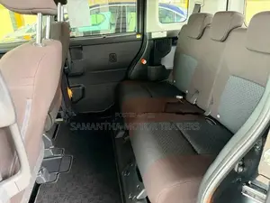 Toyota Roomy G Grade 2023