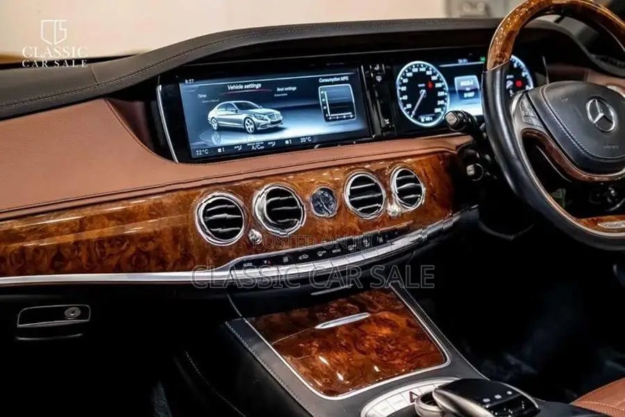 Mercedes Benz S500 V8 FLAGSHIP SEDAN 2015