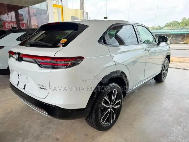 Honda Vezel Z Premium 2026