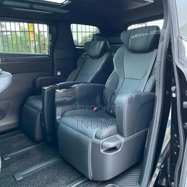 Toyota Alphard 2024