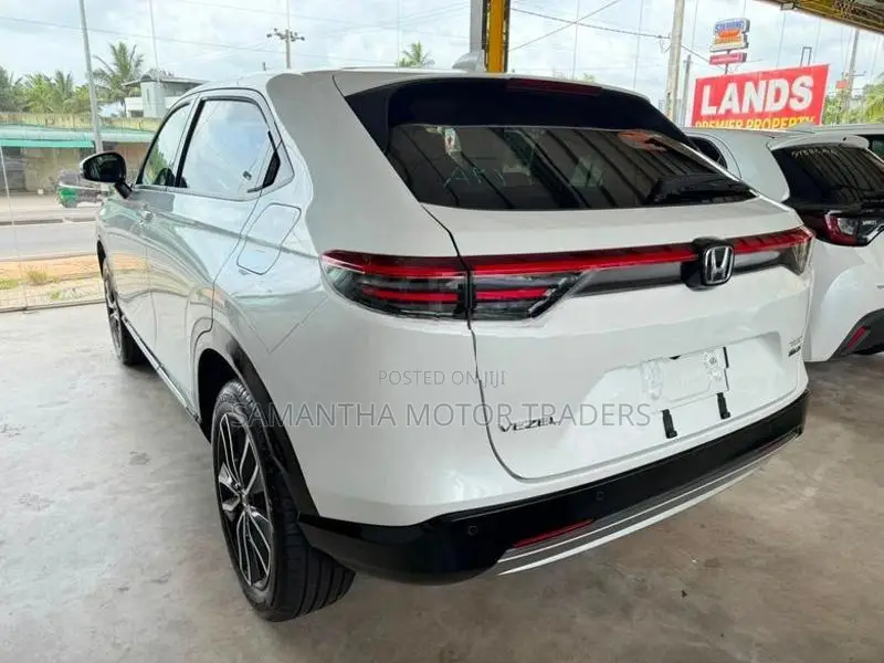 Honda Vezel Z Premium 2026