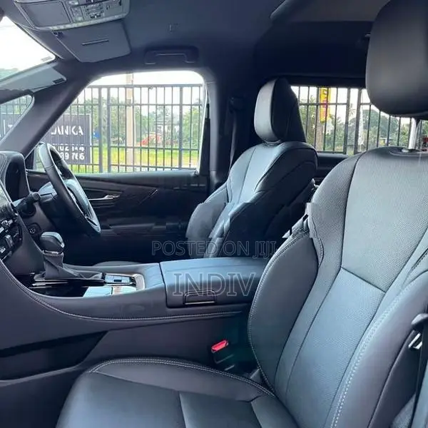Toyota Alphard 2024