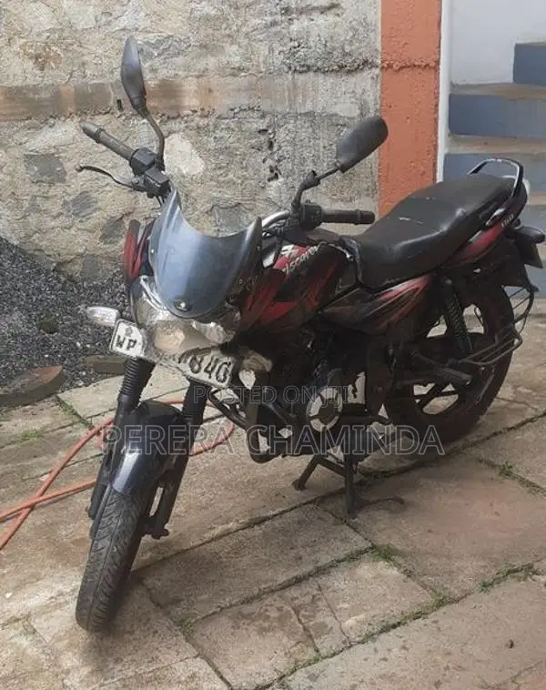 Bajaj Discover 2012