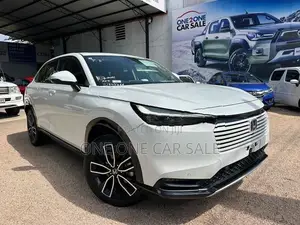 Honda Vezel Z Premium 10sp 360’ 2025