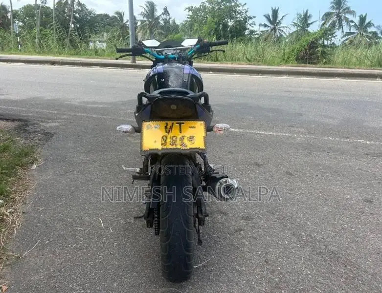 Yamaha FZS V1 2010