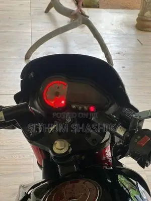 Bajaj Pulsar 180 2013