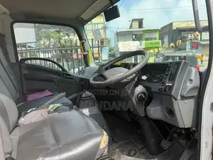 Isuzu Freezer 14.5 2018