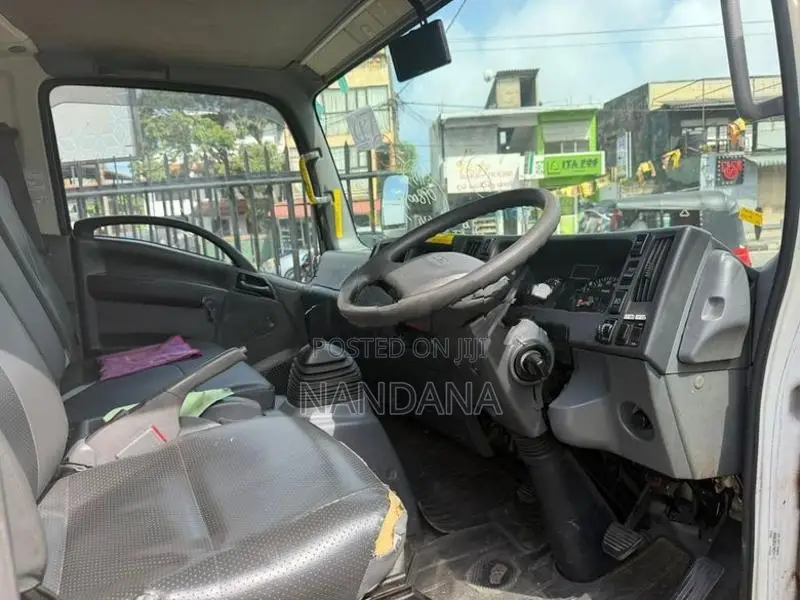 Isuzu Freezer 14.5 2018