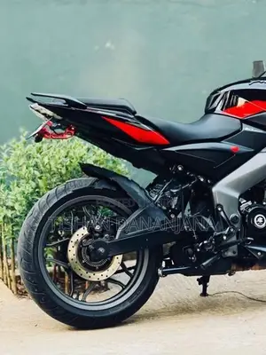 Bajaj Pulsar NS200 BS7 2025