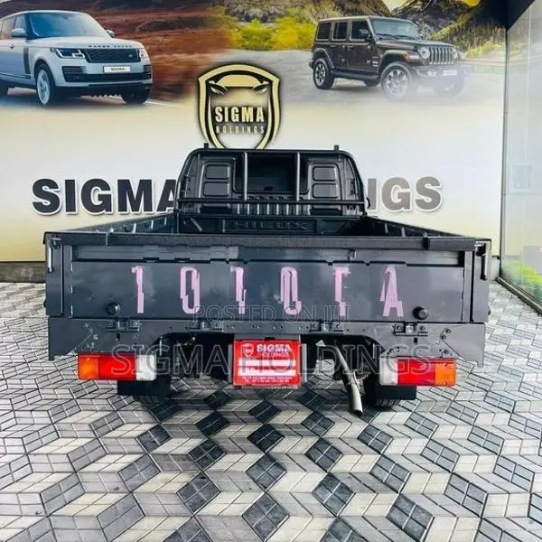 Toyota Hilux Champ LWB 2024