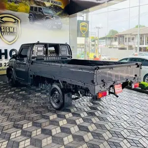 Toyota Hilux Champ LWB 2024