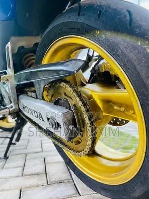 Honda Hornet 2005