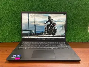MSI Ultra 7 Laptop