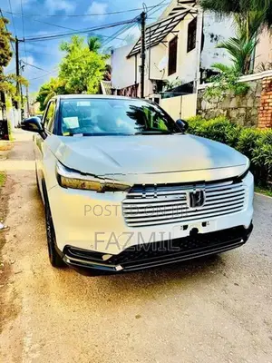 Honda Vezel Z Play Moon Roof 2026