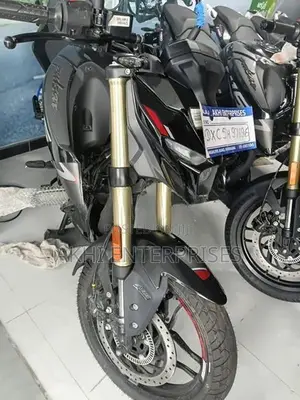 Bajaj Pulsar N160 Premium 2026
