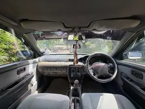 Nissan Sunny 1994