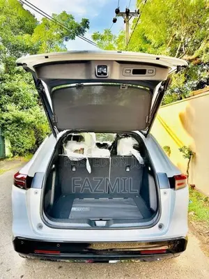 Honda Vezel Z Play Moon Roof 2026