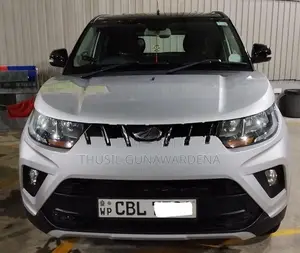 Mahindra KUV 100 2020