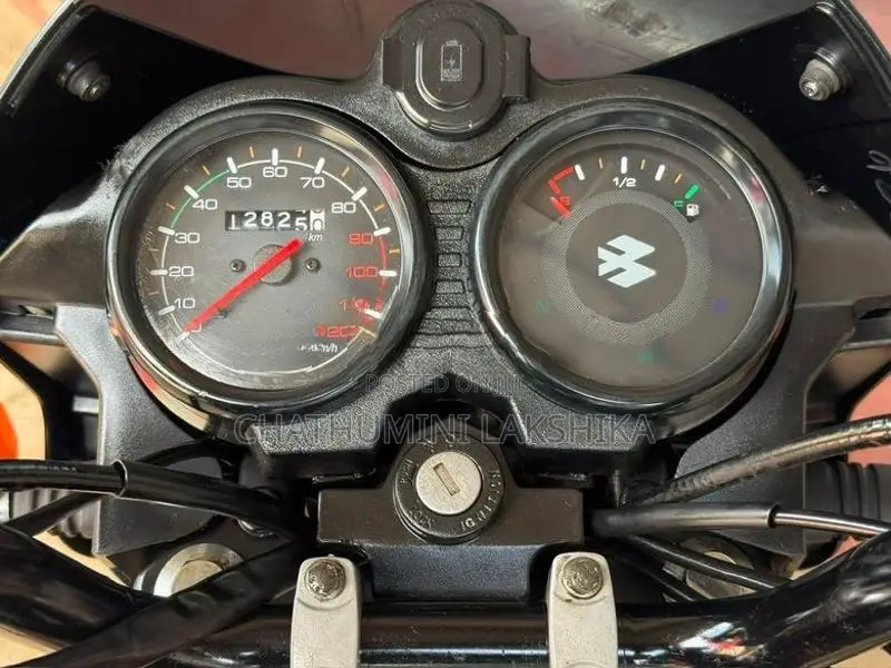 Bajaj CT100 2024