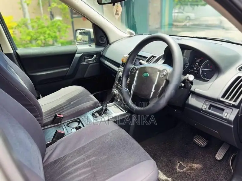 Land Rover Freelander 2013