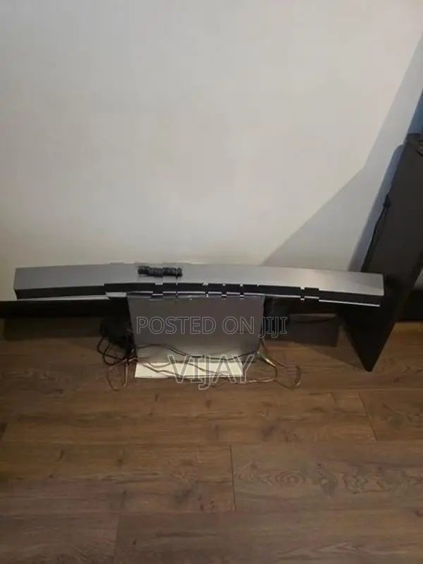 Samsung curved soundbar