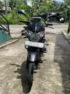 Bajaj Discover 125 125m 2015