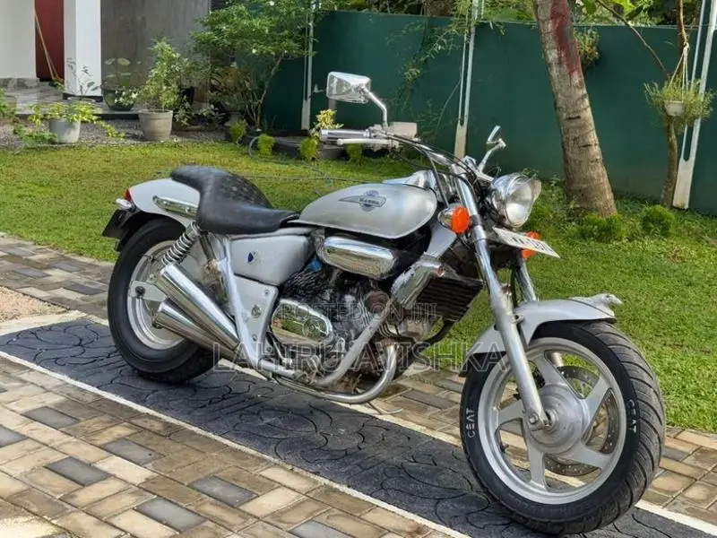 Honda Magna 250 2012