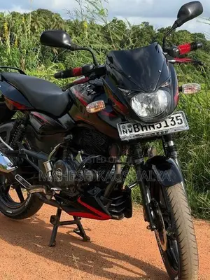 Bajaj Pulsar 150 2018