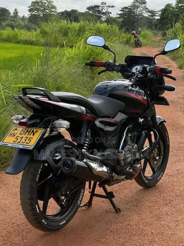 Bajaj Pulsar 150 2018