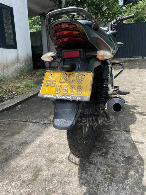 Bajaj Discover 125 125m 2015