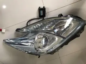 Toyota prius ZVW30 s grade 2011 headlight halogen right side