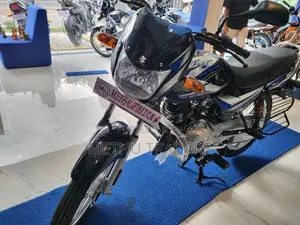 Bajaj CT100 ES 2026