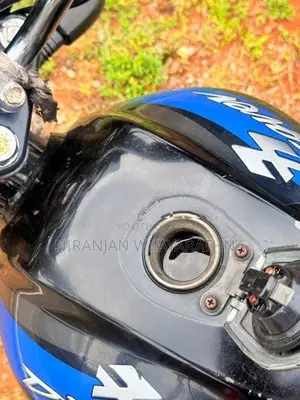 Bajaj Discover 150 2012