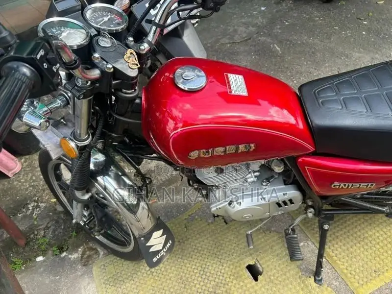 Suzuki GN 125 2025