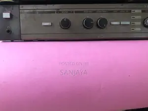 GRUNDIG GERMAN AMP