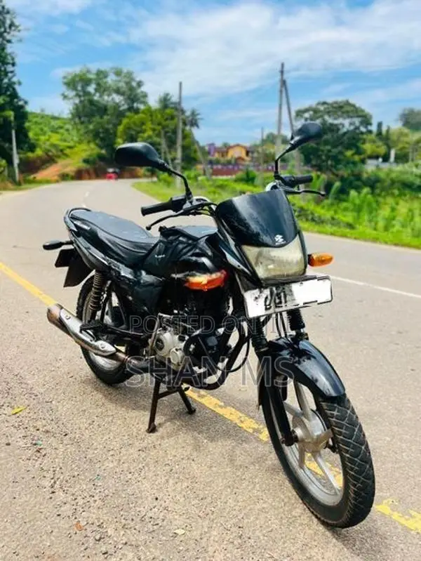 Bajaj Platina 100 ES 2017