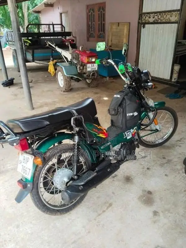 TVS XL 100 2025