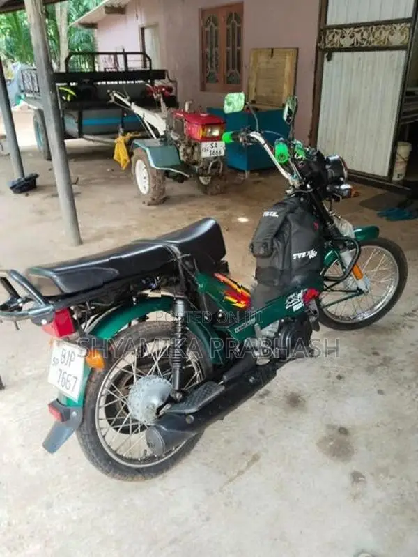 TVS XL 100 2025