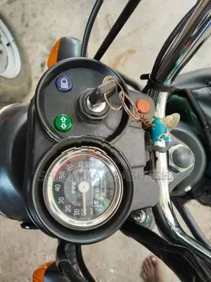 TVS XL 100 2025