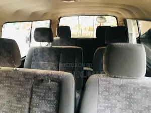 Toyota Dolphin LH113 1991