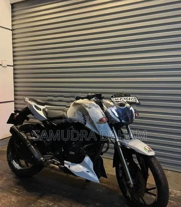 TVS Apache RTR 200 2017