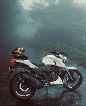 TVS Apache RTR 200 2017