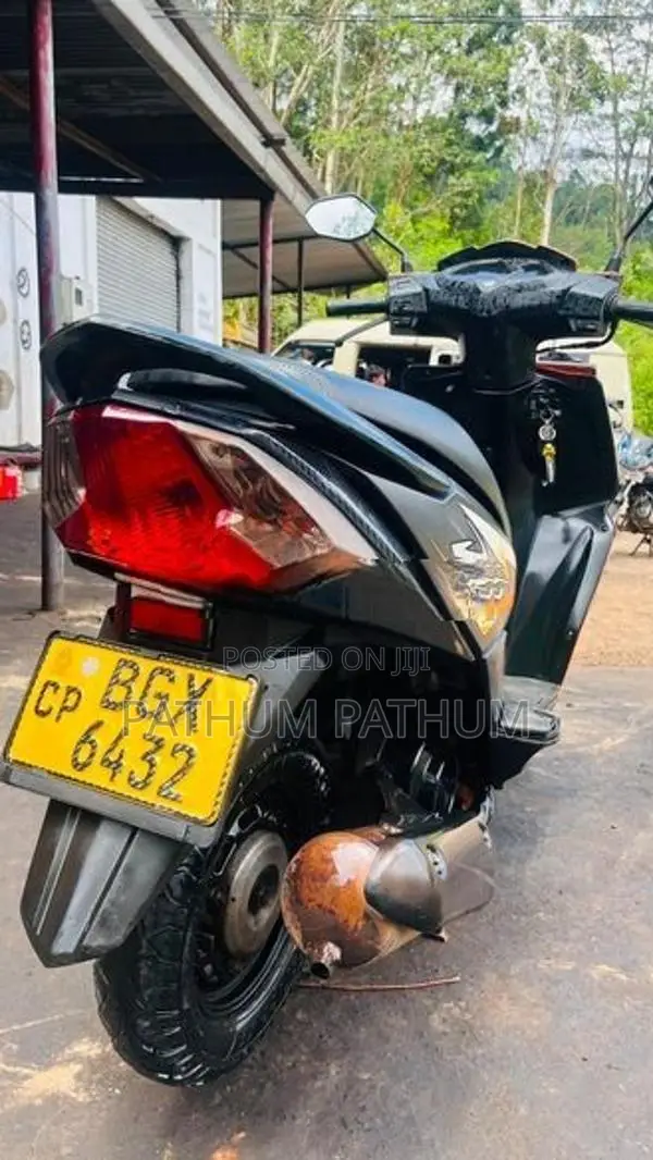 Honda Dio 2018