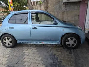 Nissan March K12 2002