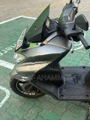 Suzuki Burgman 2018