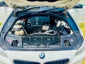 BMW 520i Three options 2012